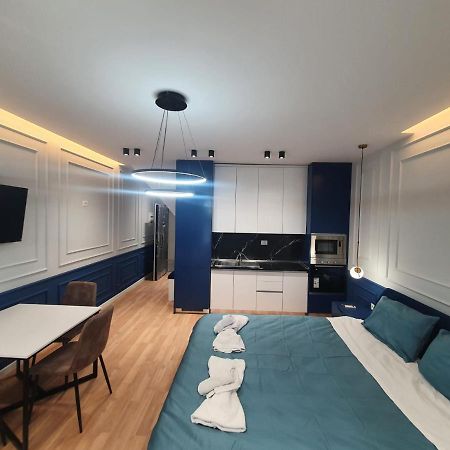 #New Luxury Apartment Тирана Экстерьер фото