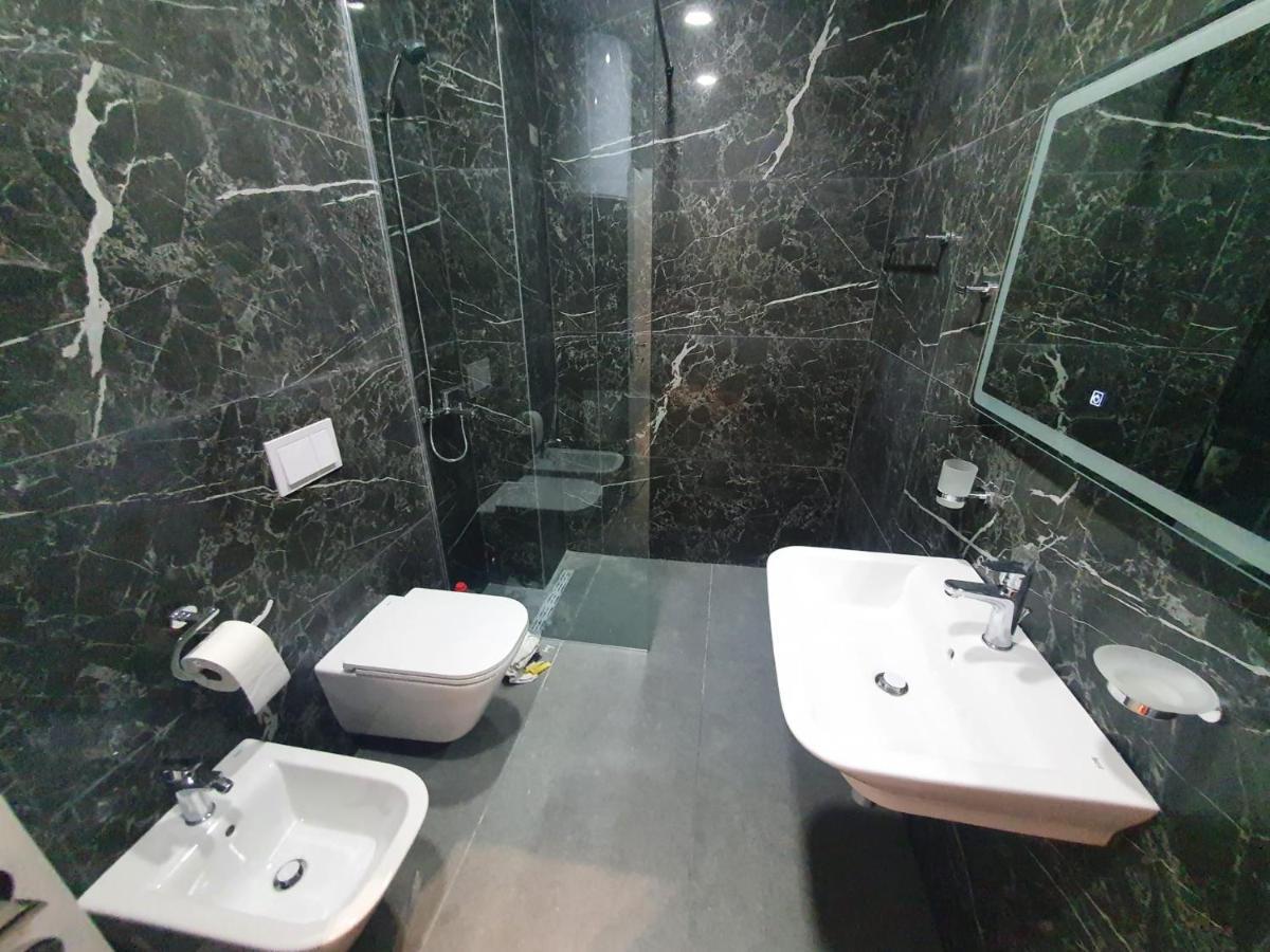 #New Luxury Apartment Тирана Экстерьер фото