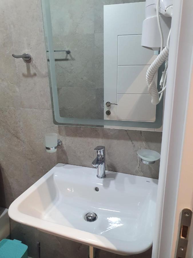 #New Luxury Apartment Тирана Экстерьер фото